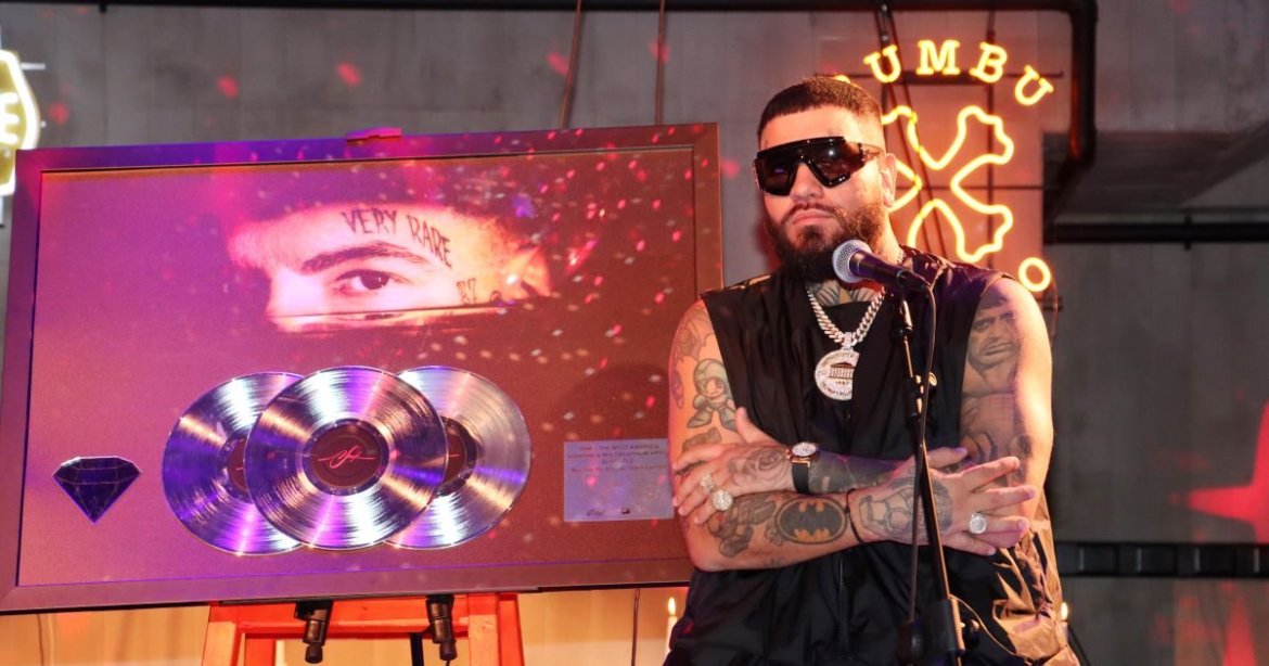 Snik: Ότι λάμπει, δεν είναι χρυσός, είναι όλα πιο φουσκωμένα από την πραγματικότητα