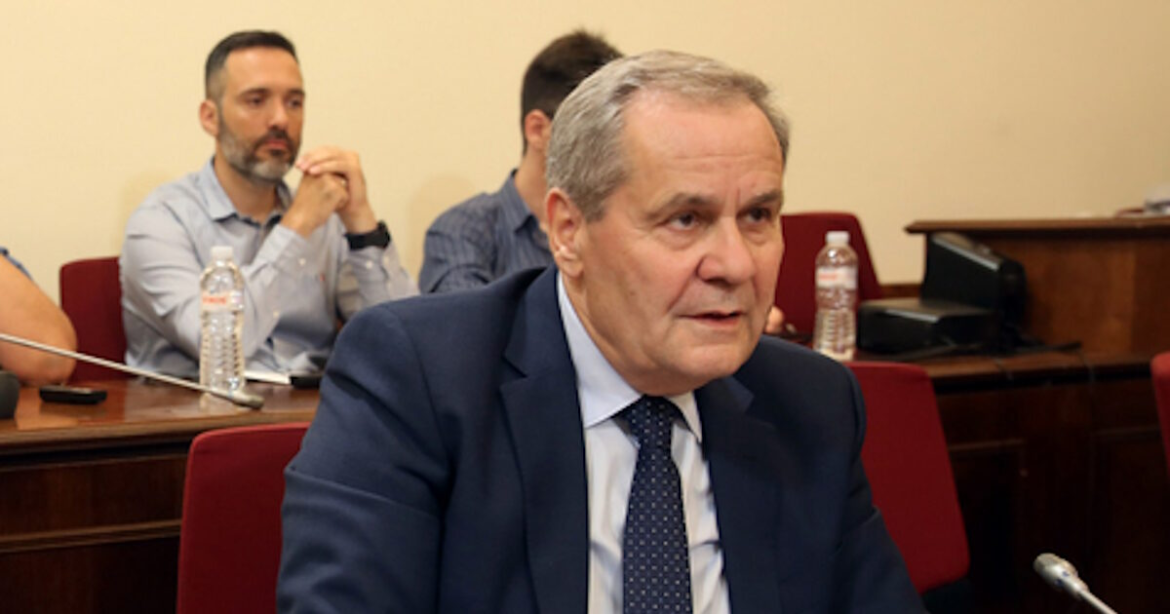 Ο Κωνσταντίνος Κουτσόπουλος νέος πρόεδρος στον Πανελλήνιο Ιατρικό Σύλλογο – Παραιτήθηκε ο Αθανάσιος Εξαδάκτυλος