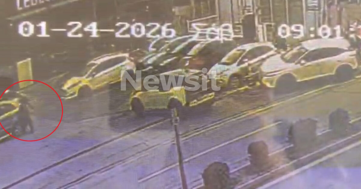 Βριλήσσια: Βίντεο ντοκουμέντα από την στιγμή της παράσυρσης της υπαλλήλου των ΕΛΤΑ