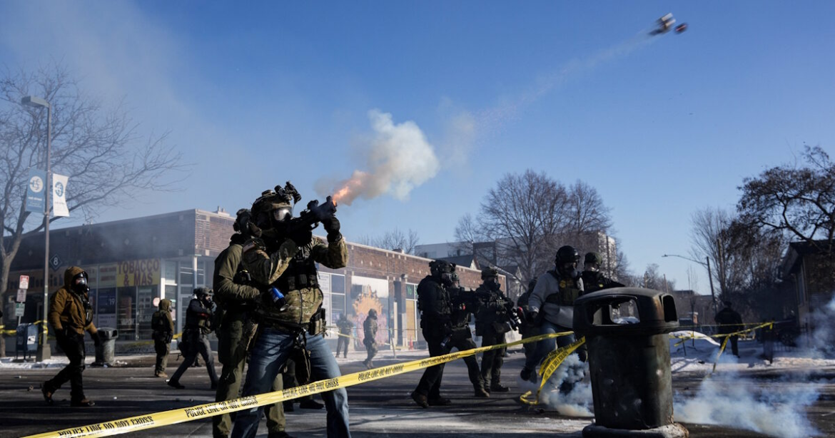 Πράκτορες της ICE πυροβόλησαν θανάσιμα 37χρονο πολίτη στη Μινεάπολη: Το δεύτερο θύμα μετά την γυναίκα με αναπηρία –  Σκληρές εικόνες
