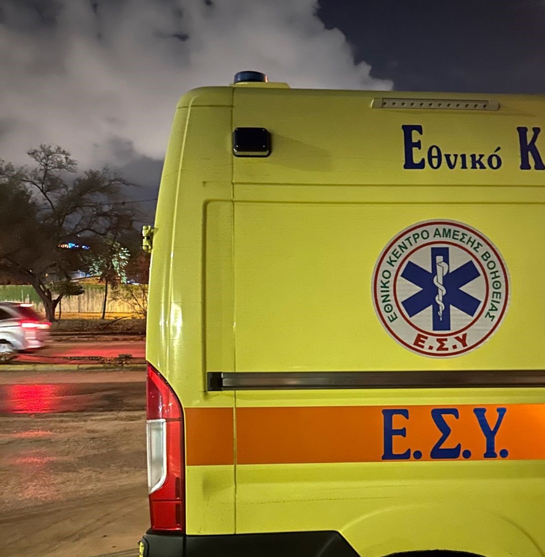 Θρήνος στη Πάτρα για τους δύο νέους που έχασαν τη ζωή τους στην παλαιά εθνική οδό [Βίντεο]