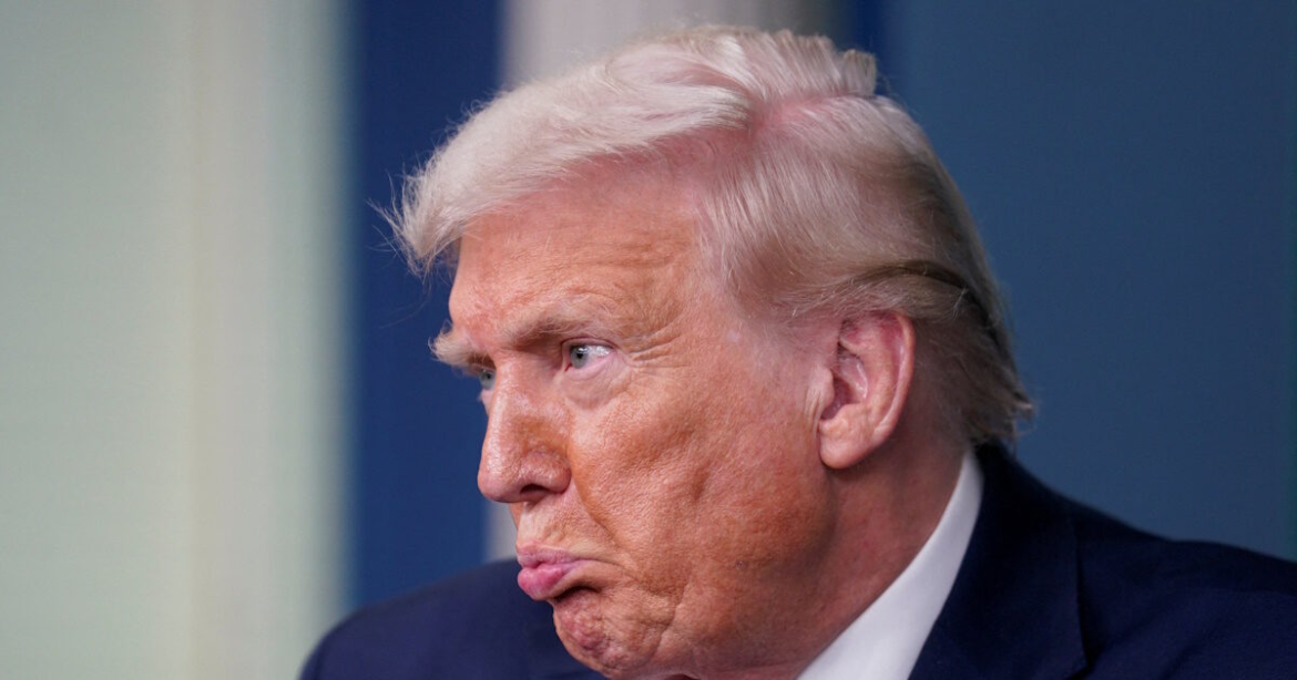 Τραμπ: «Είναι πολύ αργά για να σταματήσει η κατασκευή της υπέροχης νέας αίθουσας χορού στον Λευκό Οίκο»