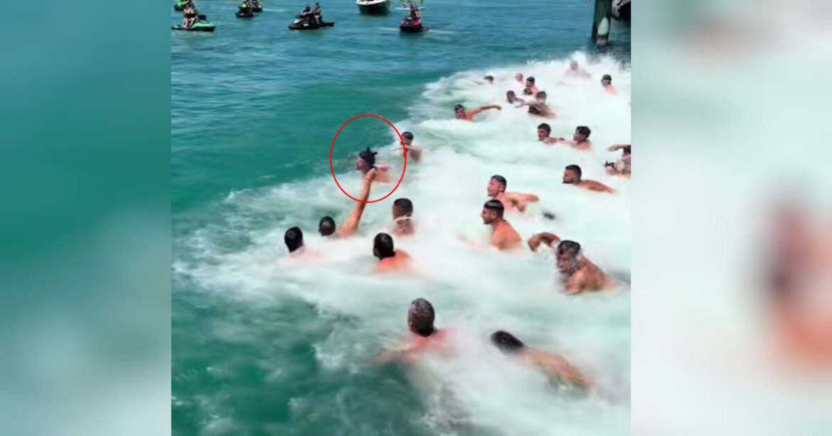 Η Μελβούρνη γιορτάζει τα Θεοφάνεια: 18χρονος από την Ρόδο έπιασε τον σταυρό στο Rye – Δείτε βίντεο