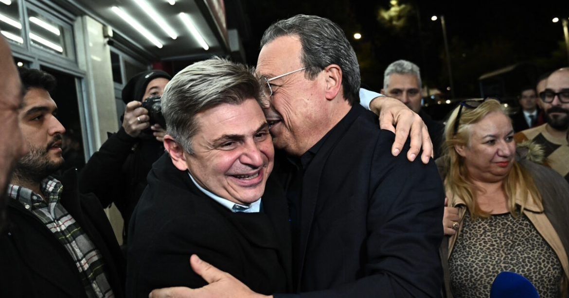 Ο Φάμελλος ζήτησε εξηγήσεις από τον Φαραντούρη για το «άνοιγμα» στην Καρυστιανού: Βολές και από Θεοχαρόπουλο