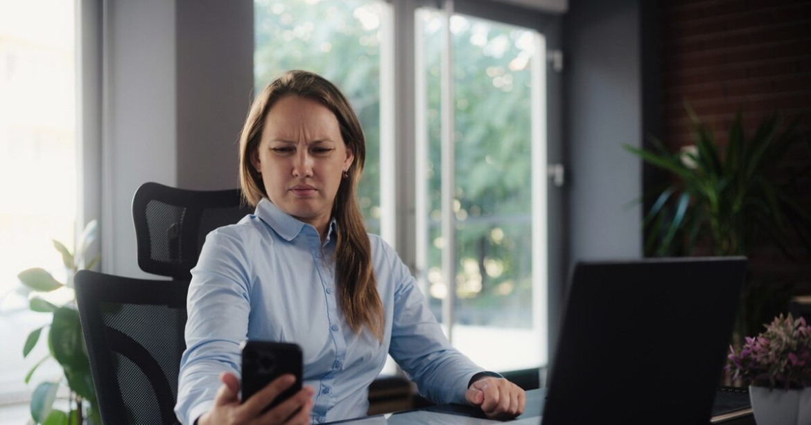 Πρεσβυωπία και καινοτόμες θεραπείες: Laser και αναστρέψιμες λύσεις – Τι αλλάζει στην όραση μετά τα 40