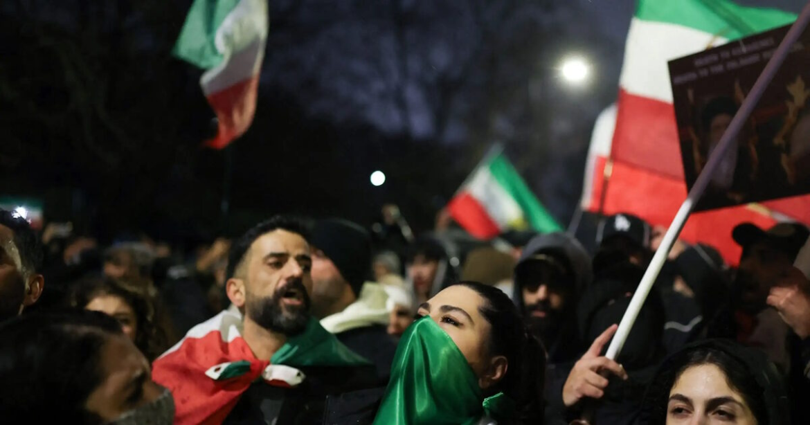 Ιράν: Νέες φοιτητικές διαδηλώσεις κατά του θεοκρατικού καθεστώτος συγκλονίζουν τη χώρα