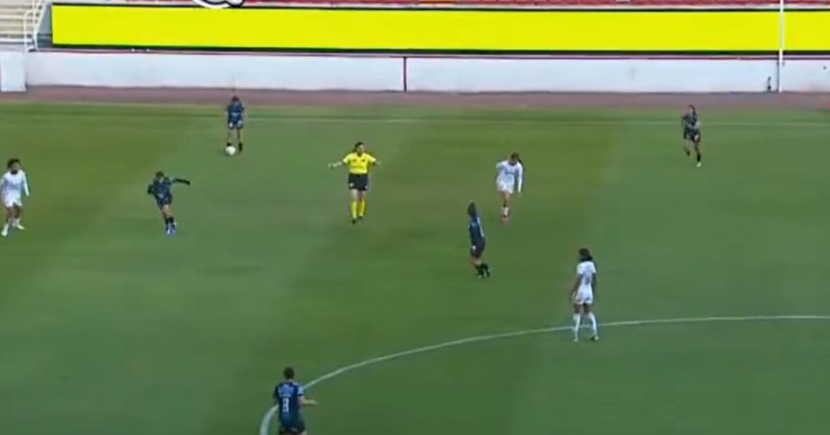 Ποδοσφαιρικός αγώνας στο Μεξικό διεκόπη υπό τον ήχο πυροβολισμών των καρτέλ