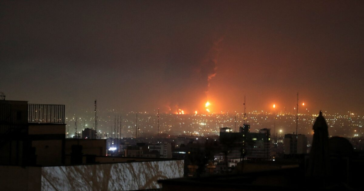 Μέση Ανατολή: Ανοίγει η «βεντάλια» του πολέμου με κλιμάκωση σε όλα τα μέτωπα: Αλλεπάλληλες επιθέσεις σε Ισραήλ, Ιράν και Λίβανο