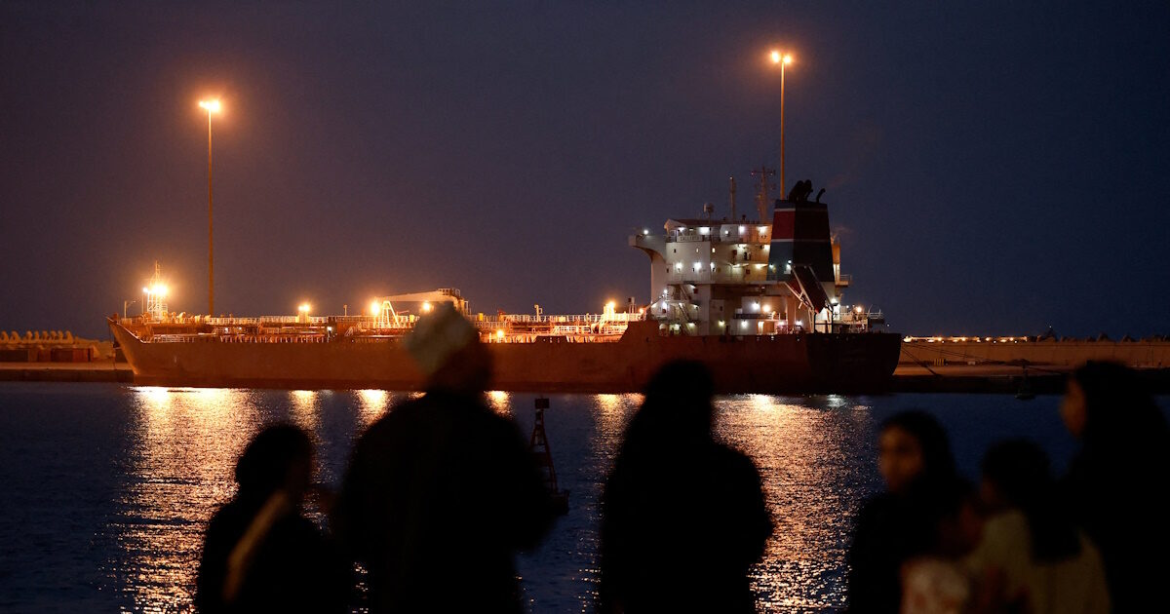 Το Ιράν με τις απειλές στα Στενά του Ορμούζ μετατρέπει τη γεωγραφία σε παγκόσμιο οικονομικό όπλο και το θαλάσσιο δρόμο σε ναρκοπέδιο