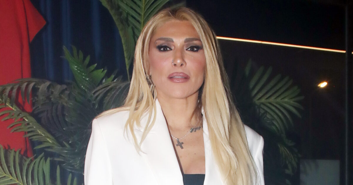 Αγγελική Ηλιάδη: «Έχω σκεφτεί να γράψω βιβλίο για τη ζωή μου»