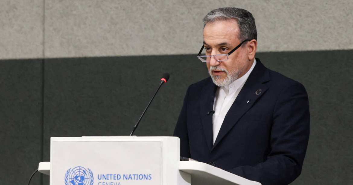 Αραγτσί: Άριστη η υγεία του Μοτζταμπά Χαμενεΐ – Κλειστά μόνο για τις ΗΠΑ και τους συμμάχους τους τα Στενά του Ορμούζ