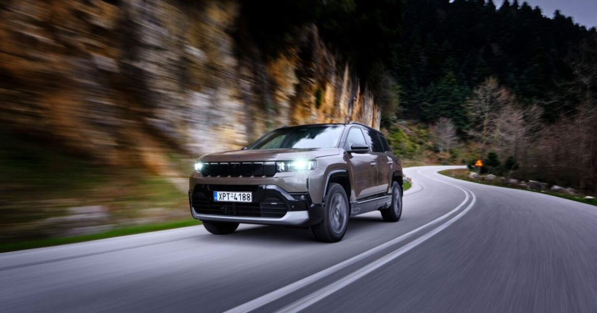 Τα πάντα για το ολοκαίνουριο Jeep Compass που ήρθε στην Ελλάδα με τιμή από 35.990