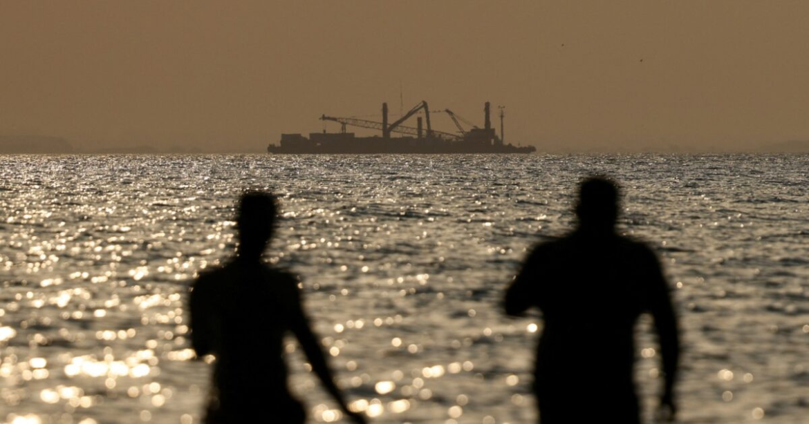 Reuters: Τα κράτη του Κόλπου πιέζουν τις ΗΠΑ να τελειώσουν μια και καλή το Ιράν, ενώ η κρίση στο Ορμούζ επιδεινώνεται