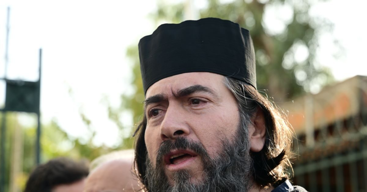 Πατέρας Αντώνιος: Διεκόπη η δίκη για τη σεξουαλική κακοποίηση ανηλίκων στις 7 Μαΐου – «Επιθυμώ να δικαστώ, έχω κουραστεί»