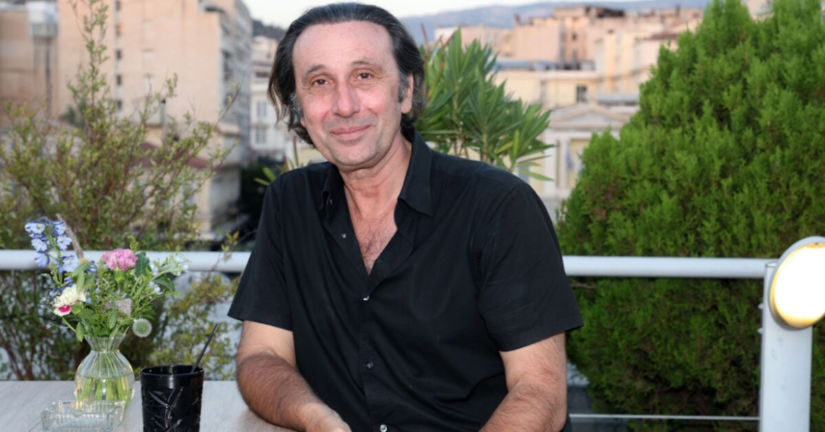 Ρένος Χαραλαμπίδης: «Καλά κάνουν οι ηθοποιοί συνάδελφοί μου που παρουσιάζουν εκπομπές»