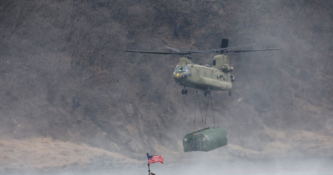 Ο Τραμπ στέλνει χιλιάδες στρατιώτες στον πόλεμο με το Ιράν