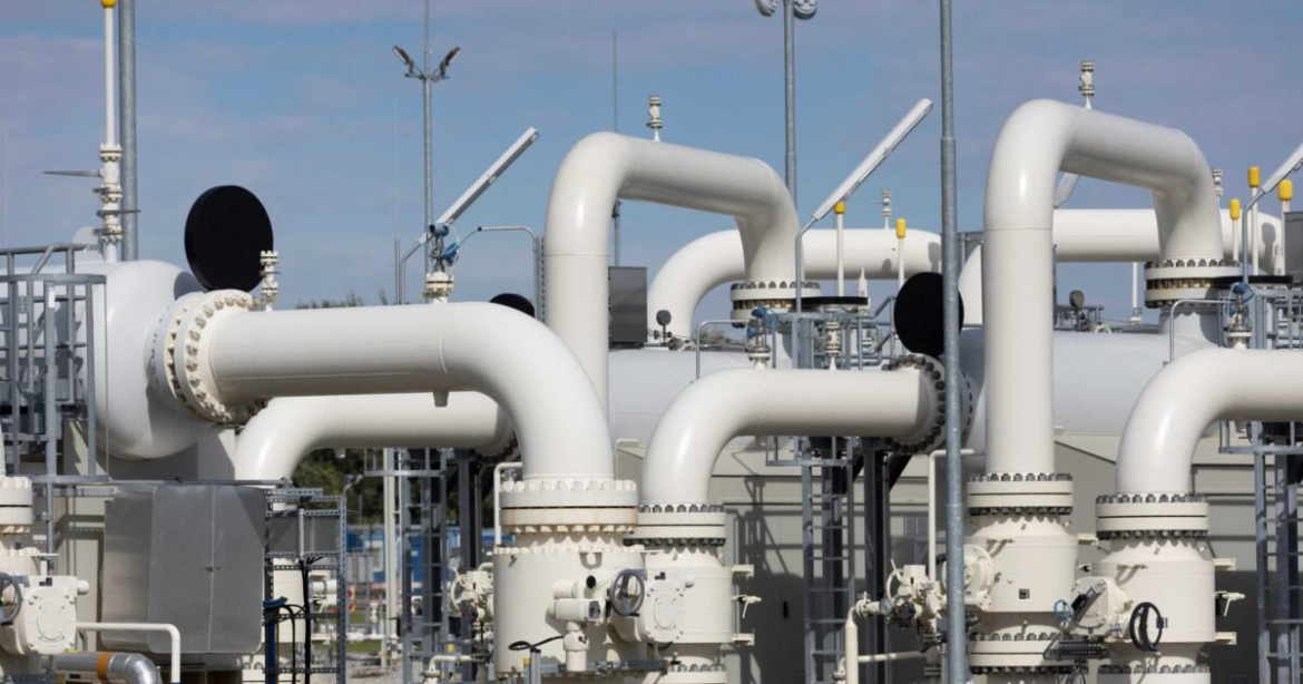 Αγωνία για τα τιμολόγια ρεύματος με φυσικό αέριο πάνω από 62 ευρώ και νέο ράλι της χονδρεμπορικής τιμής, άλμα 74,3% στην Ελλάδα