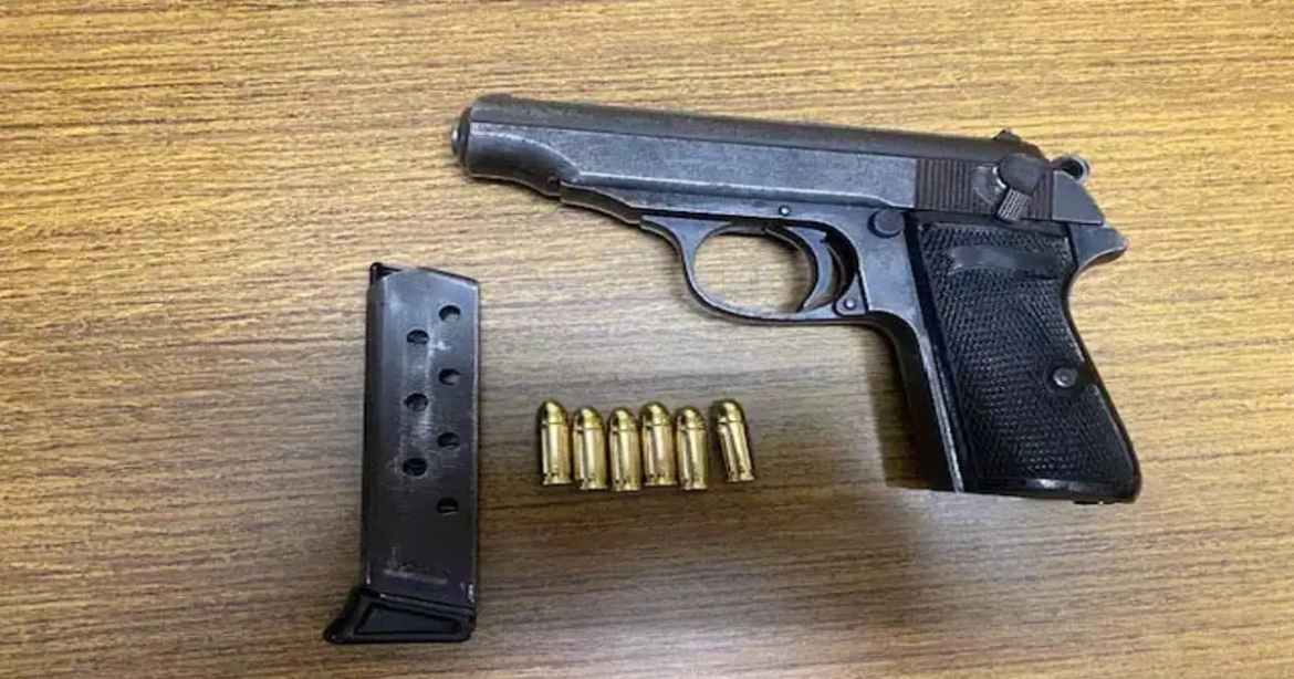 Πάτρα: Μπήκε με όπλο σε σούπερ μάρκετ  – «Πες στο αφεντικό σου να με ”καθαρίσει” αλλιώς θα ξανάρθω»