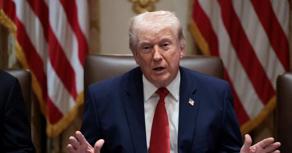 Ο Τραμπ δίνει 10ήμερη παράταση στο Ιράν για τα Στενά του Ορμούζ: «Ιστορική κόλαση» λέει η Τεχεράνη σε περίπτωση χερσαίας εισβολής