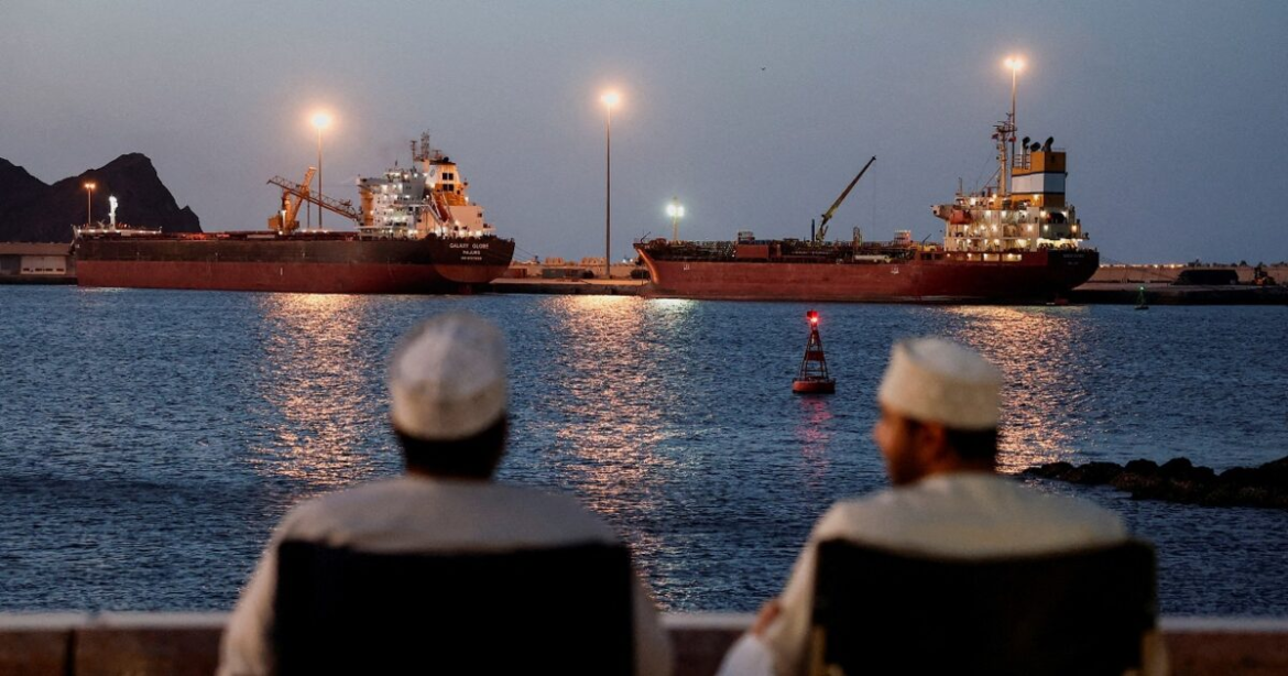 Στενά του Ορμούζ: Το Ιράν εξακολουθεί να έχει το πάνω χέρι – Νάρκες, πύραυλοι και μίλια ακτογραμμής