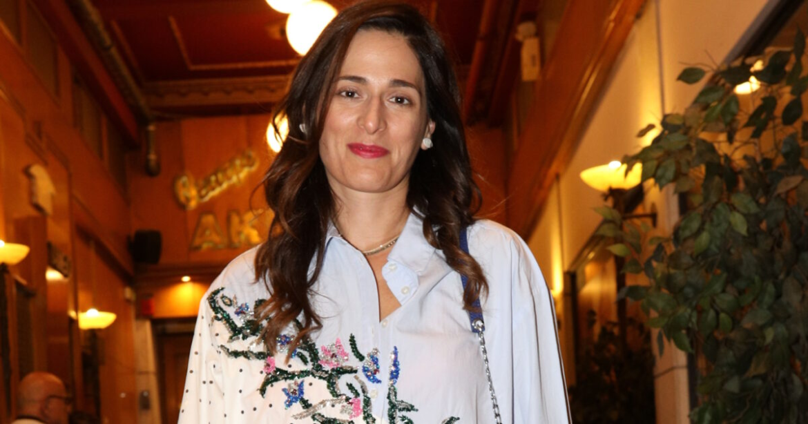 Βερόνικα Δαβάκη: Σήμερα όλοι μας είμαστε αυστηροί κριτές, επί παντός επιστητού, είμαστε έτοιμοι να καταδικάσουμε