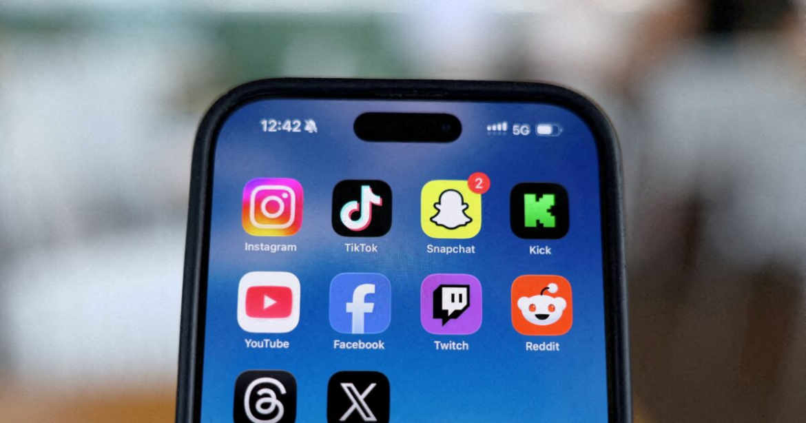 Ινδονησία και κρατίδιο της Ινδίας απαγορεύουν τη χρήση των social media σε άτομα κάτω των 16 ετών