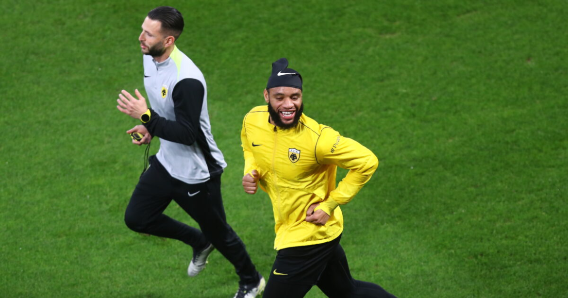 Η ΑΕΚ προπονήθηκε στην Allwyn Arena πριν το παιχνίδι με την ΑΕΛ Novibet